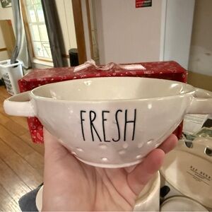 Rae Dunn White Fresh Colander